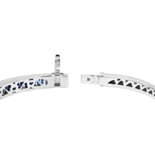 3.32 CARAT SAPPHIRE AND DIAMOND BRACELET 18KT WHITE GOLD