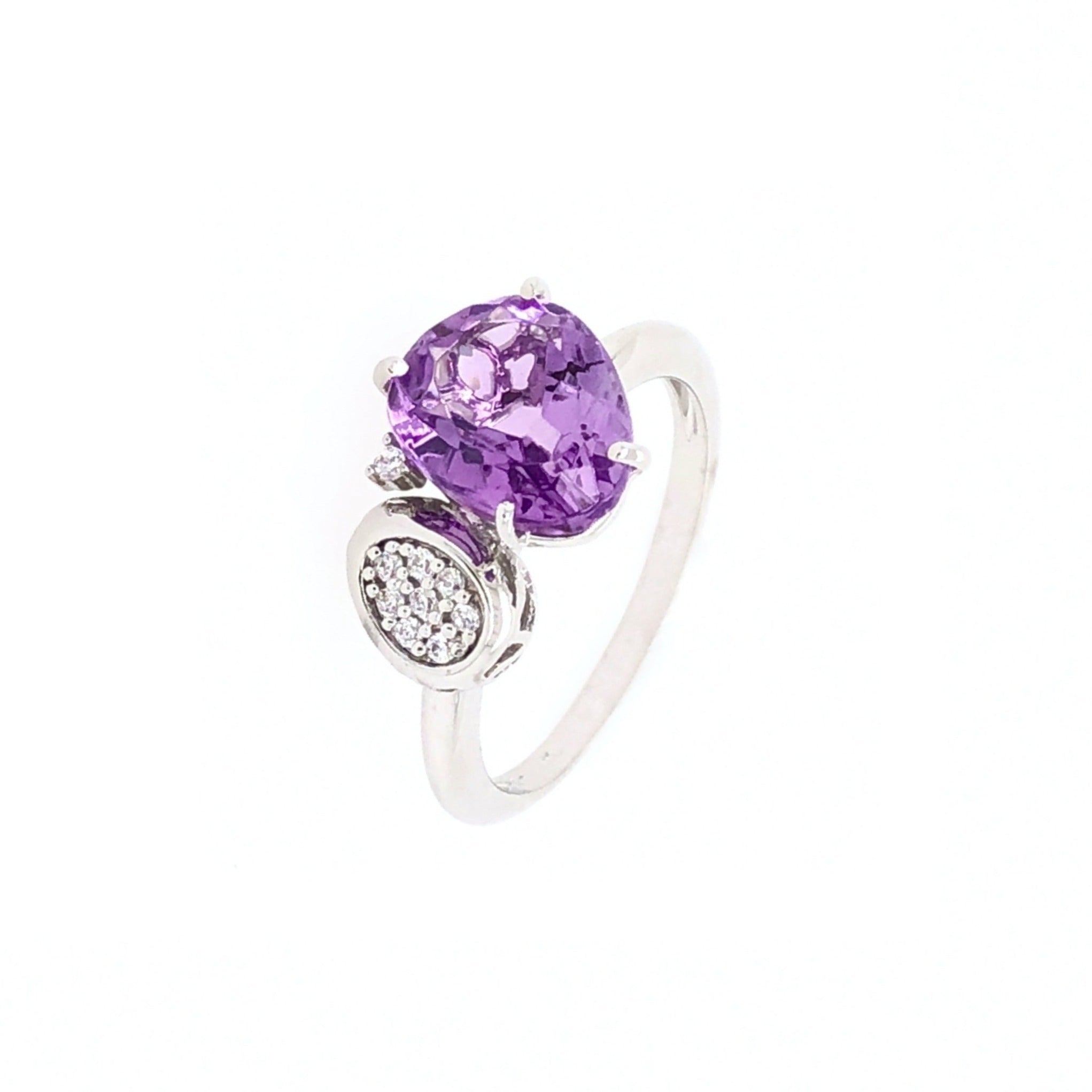 18K Amethyst Ring