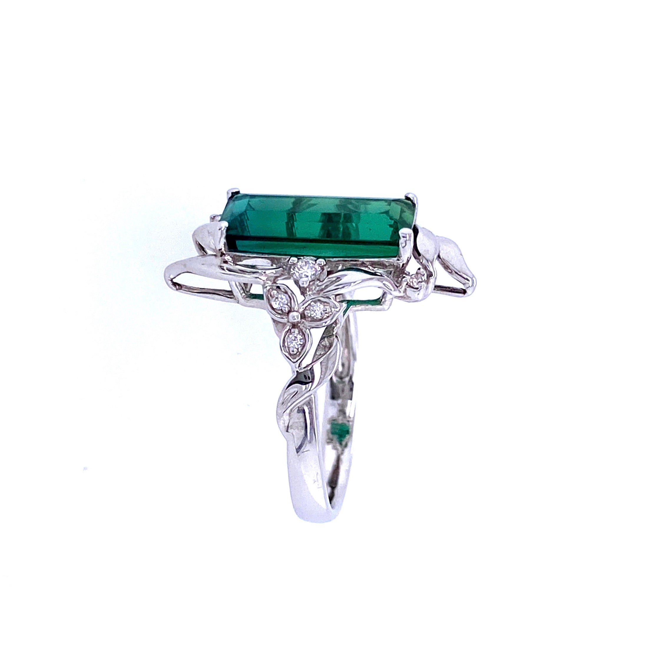 18K Green Tourmaline Ring