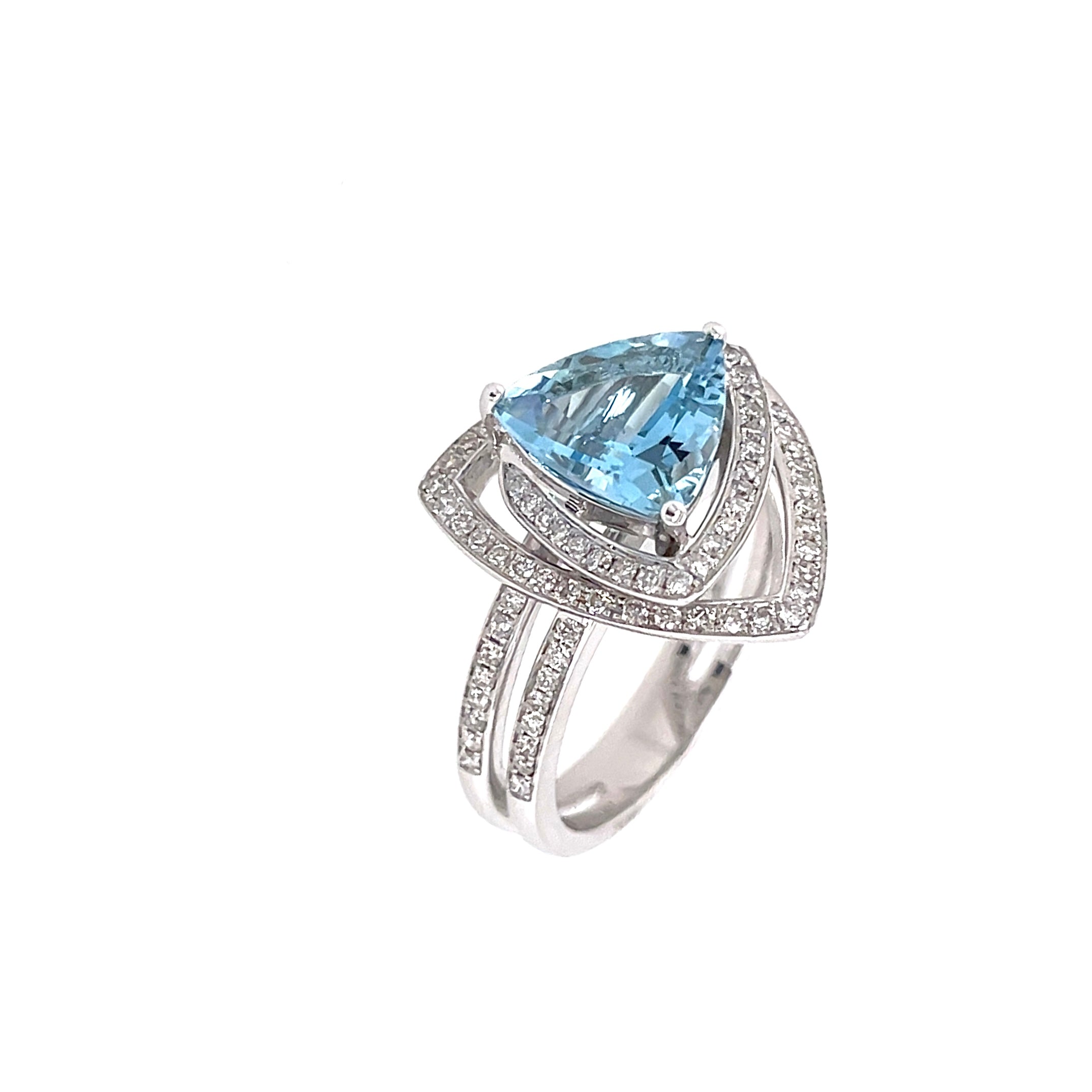 18K Aquamarine Ring