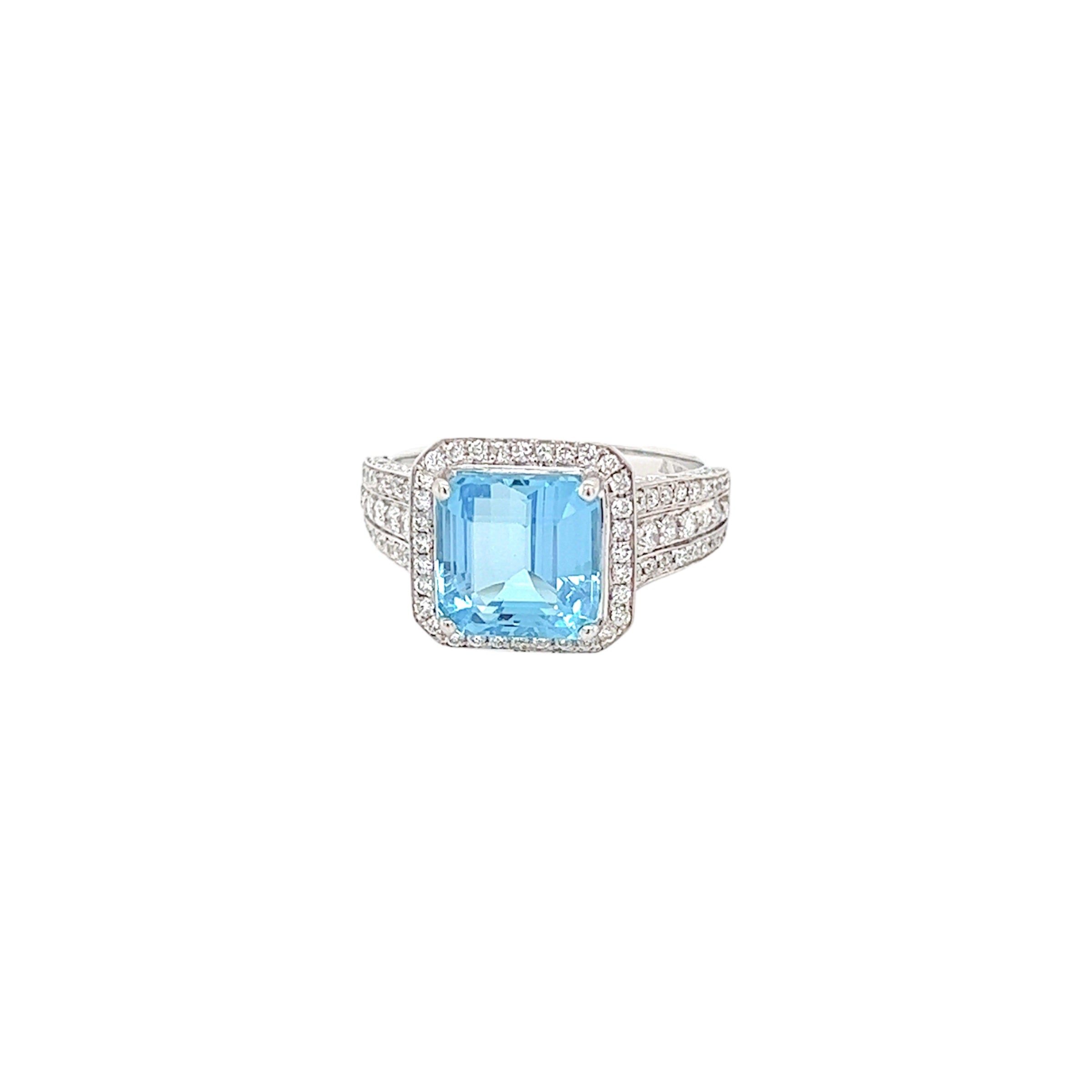 18K Aquamarine Ring