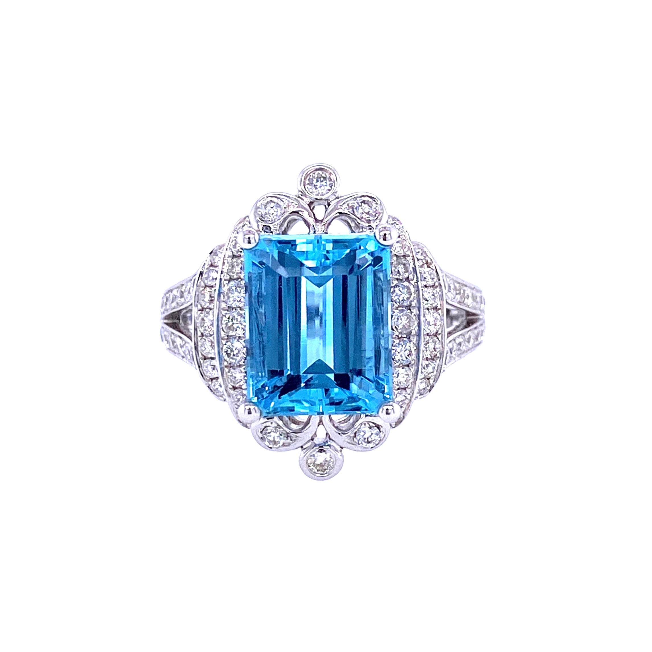 18K Aquamarine Ring