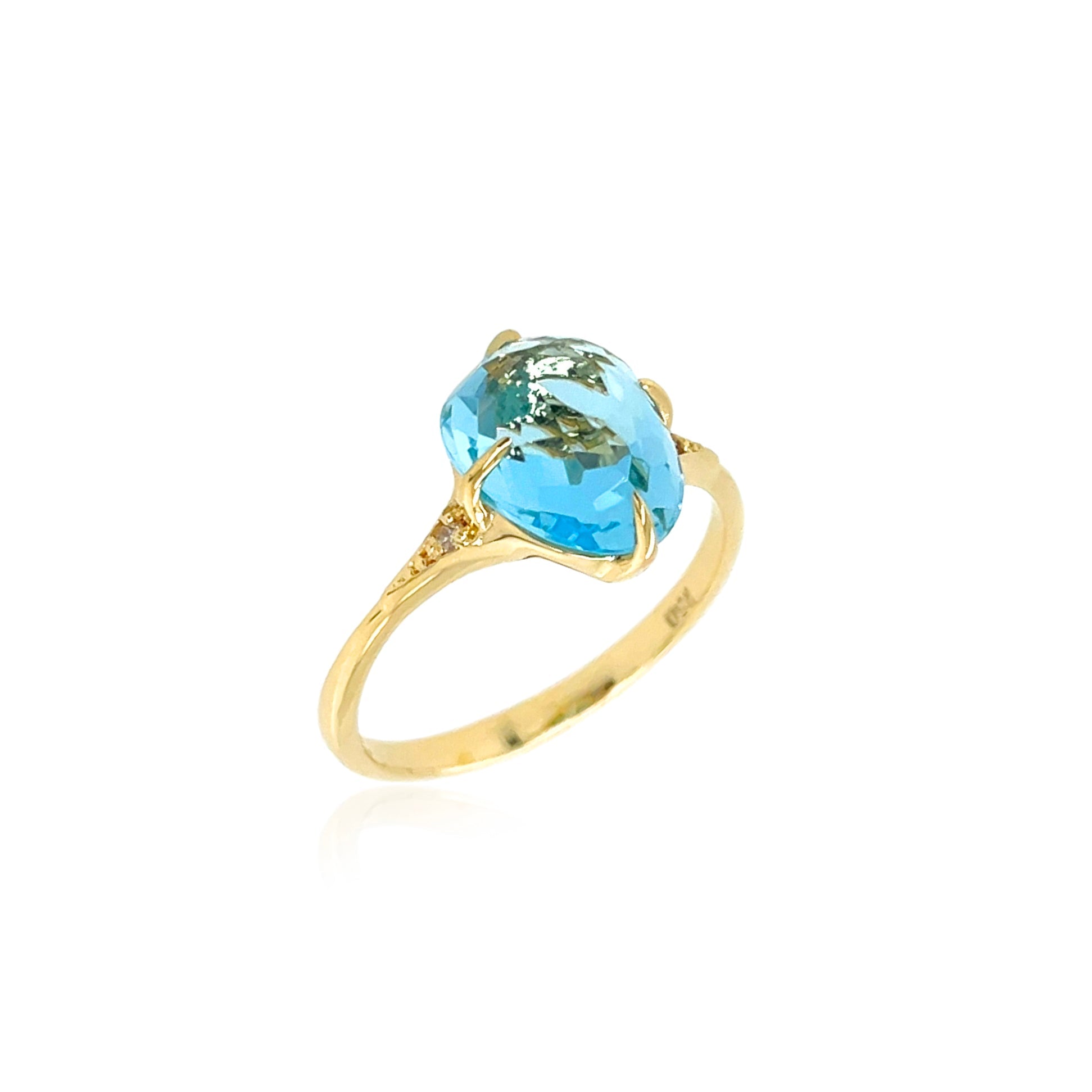 Sugar Loaf (1345) - Blue Topaz / YG